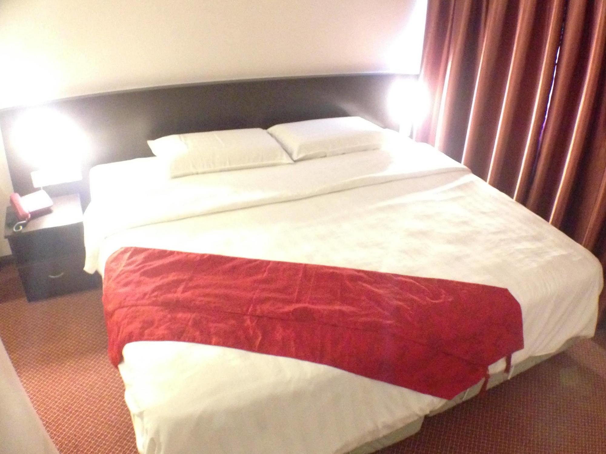 Century Hotel 코타키나발루 외부 사진